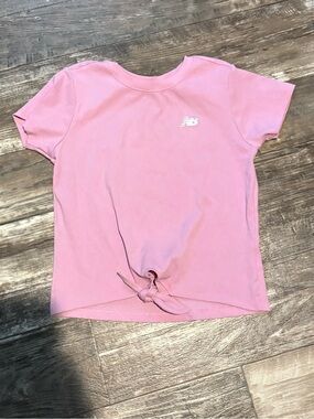 New Balance Knot Front Tee